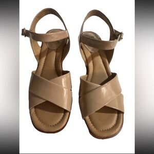 Sofft Tan Women's Sandals